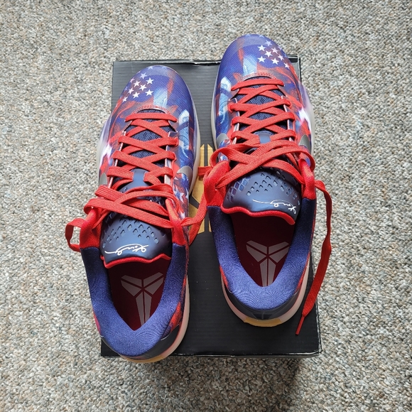 Kobe X Independence Day - Picture 7 of 11